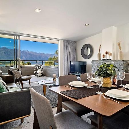 Toru - Eclectic Apartment With Delightful Lake Views Queenstown Extérieur photo